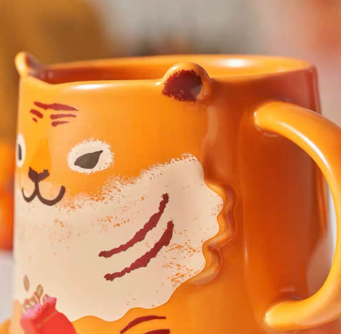 Starbucks China 414ml 2022 new year cute tiger series tiger shape with lucky bag ceramics mug